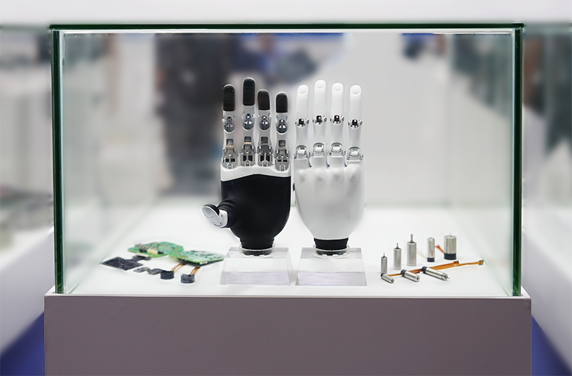Leadshine Debuts 20-DOF Dexterous Hand at Automate 2025: Redefining Humanoid Robotics Precision-2